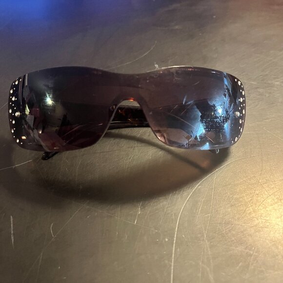 DG Sunglasses Good Condition Tortoise Shell With Diamond look Accents - Picture 7 of 11